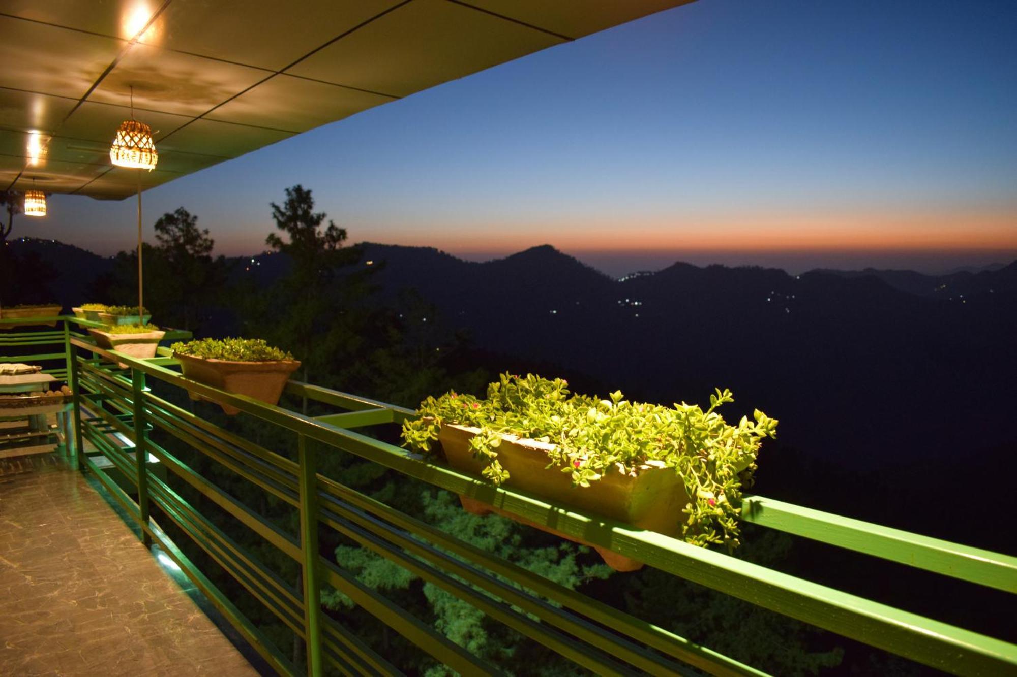 Royal Green Mashobra - Mountain And Valley View Rooms Shimla Extérieur photo