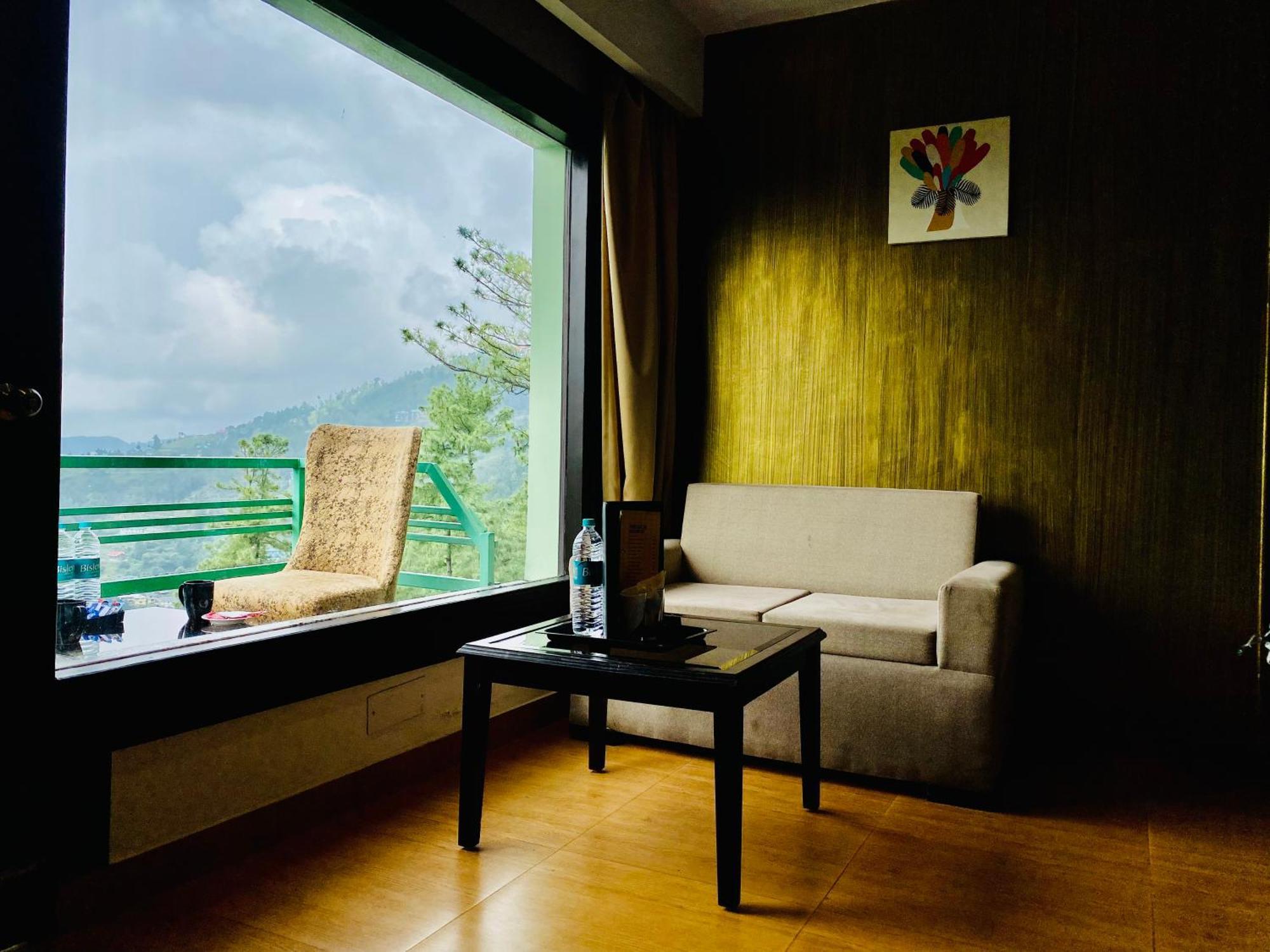 Royal Green Mashobra - Mountain And Valley View Rooms Shimla Extérieur photo